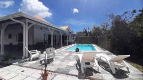 Villa charmante avec piscine au Diamant - Idéale pour 4 pers.